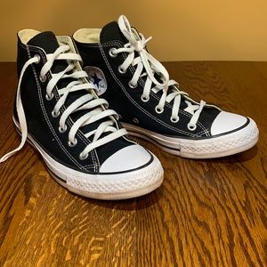 Converse High Tops Size 8